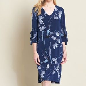 NWT Navy Floral V neck Dress by Clara Sunwoo xl